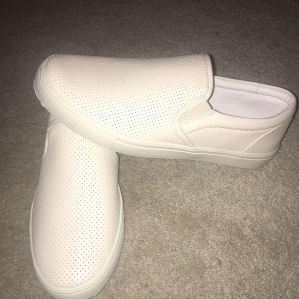 Women’s shoes
